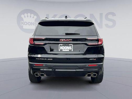 2025 GMC Acadia AWD AT4