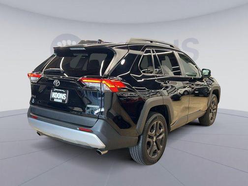 2024 Toyota RAV4 Adventure