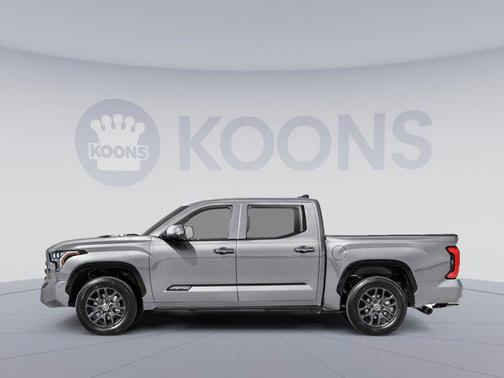 2025 Toyota Tundra Hybrid Platinum