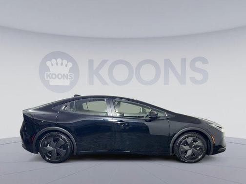 2024 Toyota Prius Prime SE