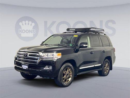 2020 Toyota Land Cruiser Base