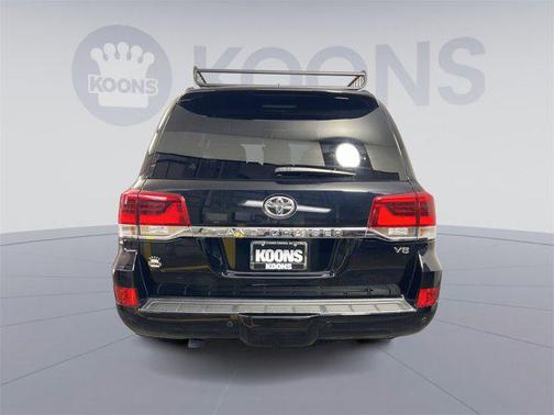 2020 Toyota Land Cruiser Base