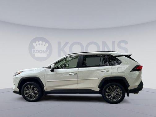 2024 Toyota RAV4 Hybrid XLE Premium