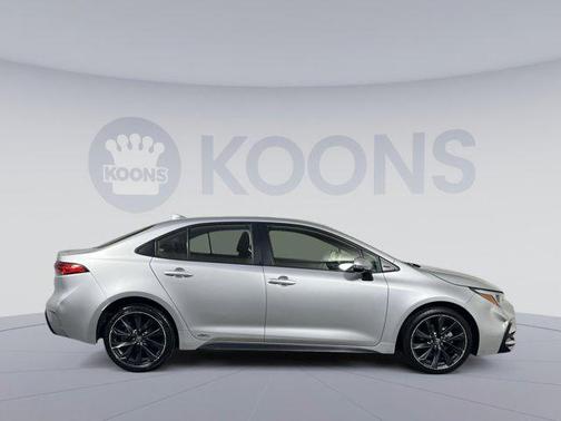 2024 Toyota Corolla Hybrid SE