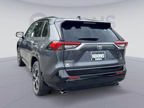 2025 Toyota RAV4 Hybrid SE