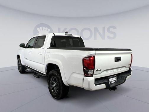Ice Cap 2023 Toyota Tacoma SR5