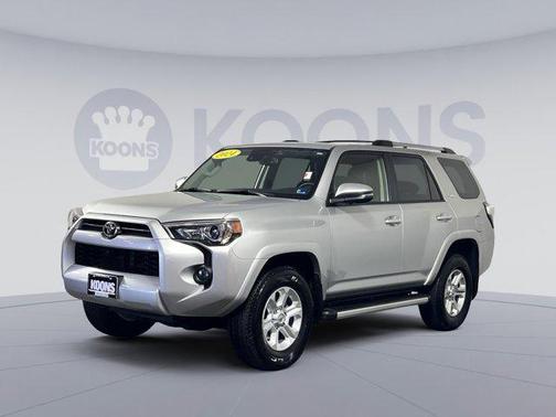 Classic Silver Metallic 2024 Toyota 4Runner SR5 Premium