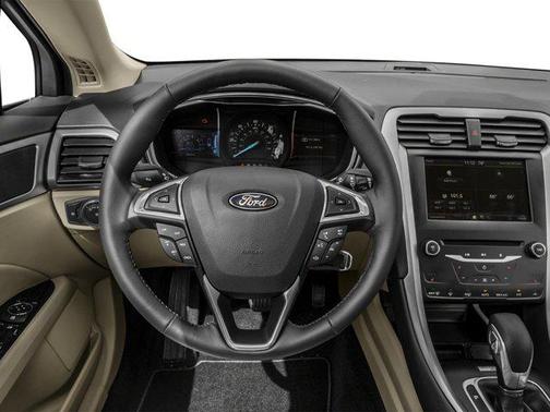 2016 Ford Fusion Hybrid SE