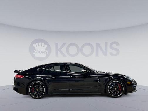 2019 Porsche Panamera Turbo