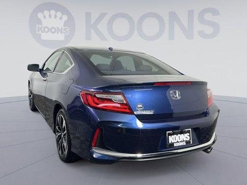 2017 Honda Accord EX-L w/Navigation & Honda Sensing