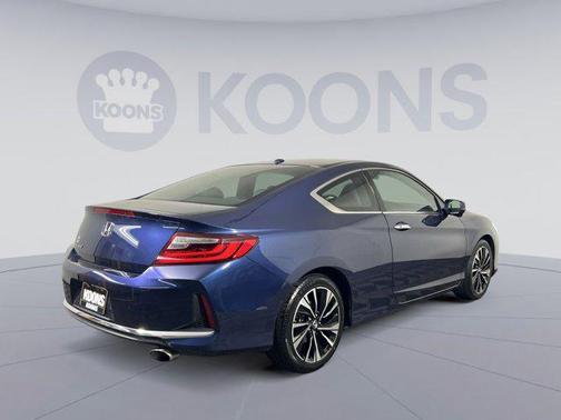 2017 Honda Accord EX-L w/Navigation & Honda Sensing