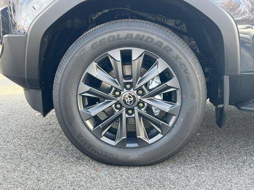 2026 Toyota Land Cruiser Base