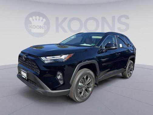 2025 Toyota RAV4 Hybrid XLE Premium