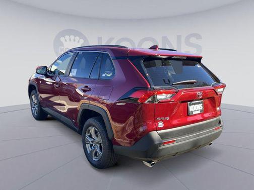 2025 Toyota RAV4 Hybrid XLE
