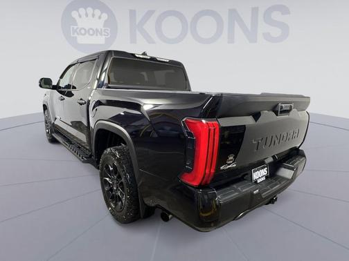 Midnight Black Metallic 2022 Toyota Tundra SR5