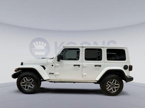 Bright White Clearcoat 2025 Jeep Wrangler 4-Door Sahara 4x4