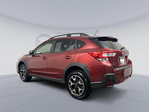 Photo 3 of 24 of 2019 Subaru Crosstrek 2.0i