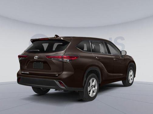 Opulent Amber 2022 Toyota Highlander LE