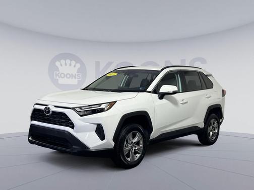 Ice Cap 2025 Toyota RAV4 XLE