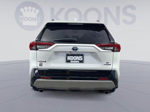 2023 Toyota RAV4 Hybrid SE