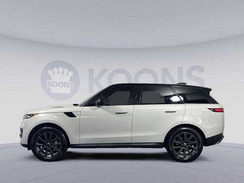 White 2024 Land Rover Range Rover Sport SE