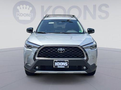 2025 Toyota Corolla Cross XLE