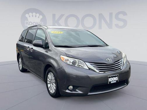 2015 Toyota Sienna XLE