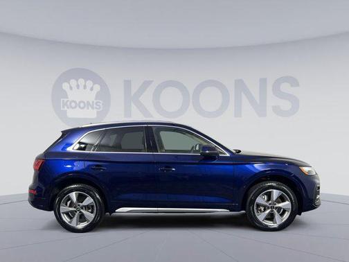 2023 Audi Q5 40 Premium Plus