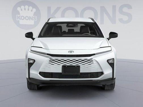 2026 Toyota Crown Signia XLE