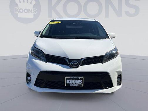 2018 Toyota Sienna SE Premium