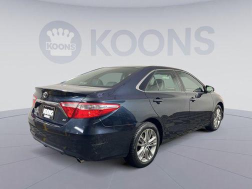 2016 Toyota Camry XLE