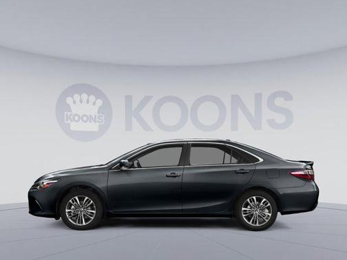 2016 Toyota Camry XLE