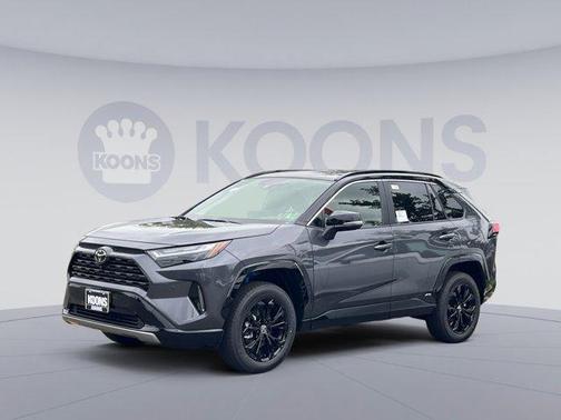 2025 Toyota RAV4 Hybrid SE