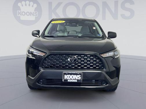 Jet Black 2024 Toyota Corolla Cross L