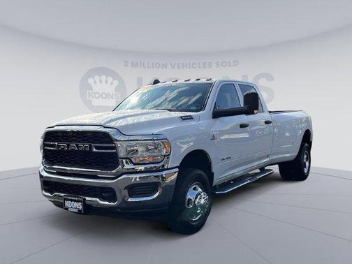 Photo 1 of 25 of 2022 RAM 3500 Tradesman