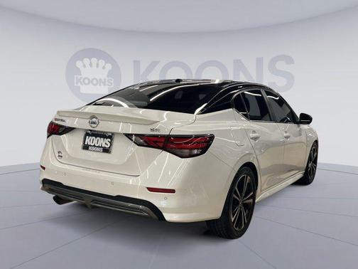 2021 Nissan Sentra SR