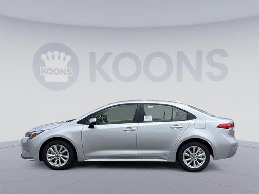 2025 Toyota Corolla Hybrid LE