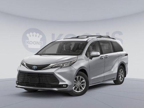2025 Toyota Sienna XLE