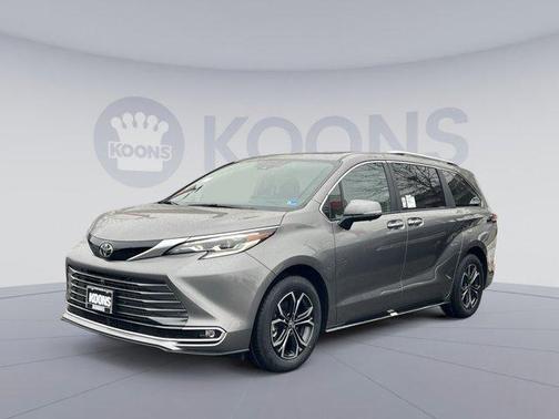 2026 Toyota Sienna Platinum