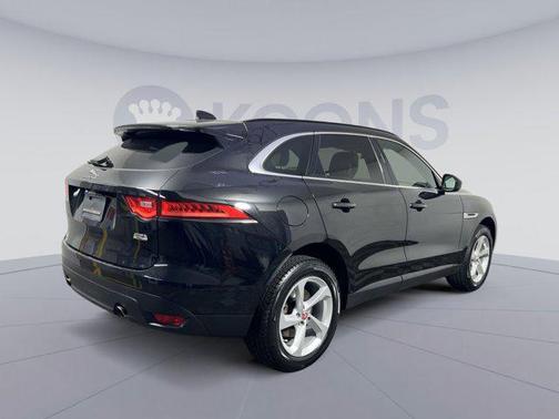 2019 Jaguar F-PACE 25t Premium
