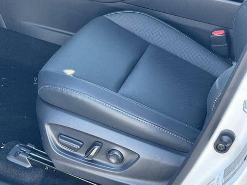 2025 Toyota Crown Signia Limited