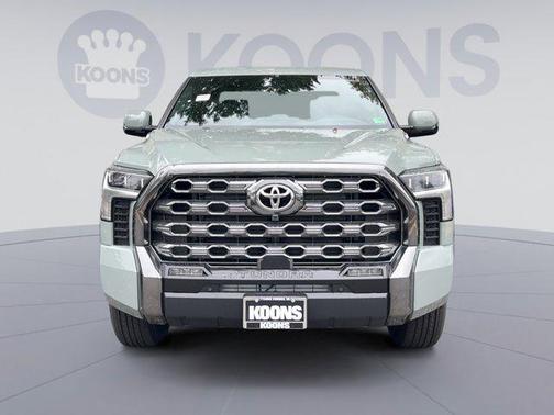 2026 Toyota Tundra Hybrid Platinum