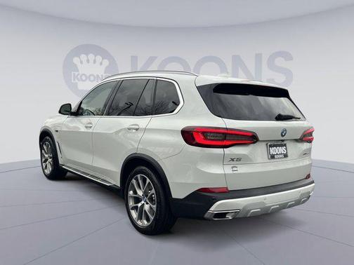 2022 BMW X5 PHEV xDrive45e