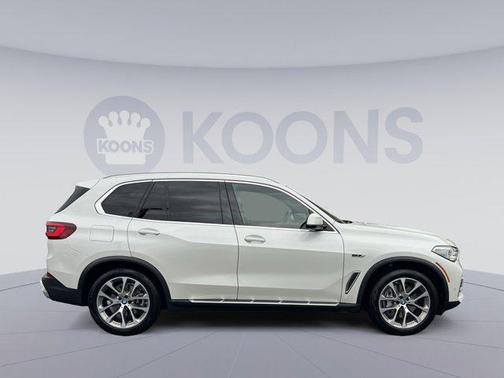 2022 BMW X5 PHEV xDrive45e