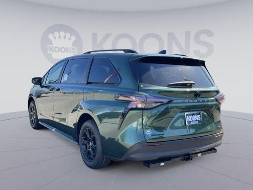 Cypress 2026 Toyota Sienna Woodland Edition
