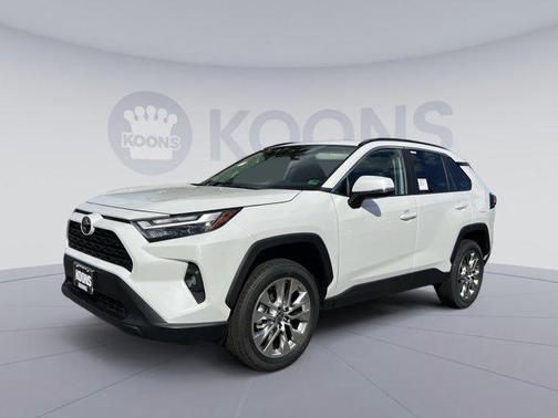 2025 Toyota RAV4 XLE Premium