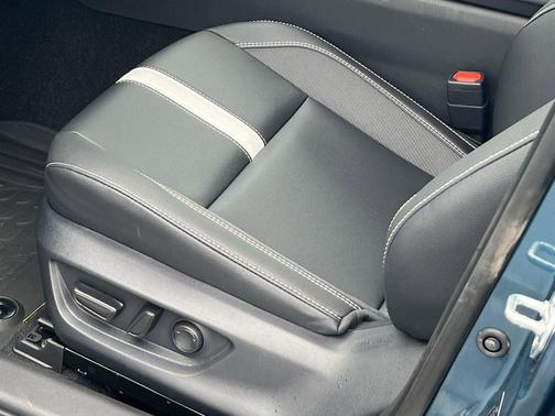 Ocean Gem 2026 Toyota Camry SE