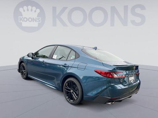 Ocean Gem 2026 Toyota Camry SE