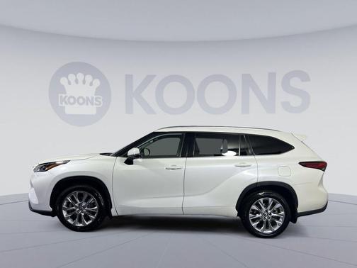 Blizzard Pearl 2021 Toyota Highlander Limited