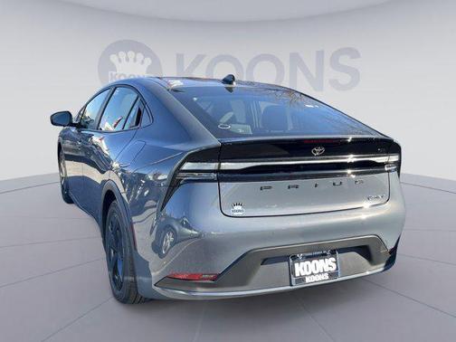 2026 Toyota Prius Plug-In Hybrid SE